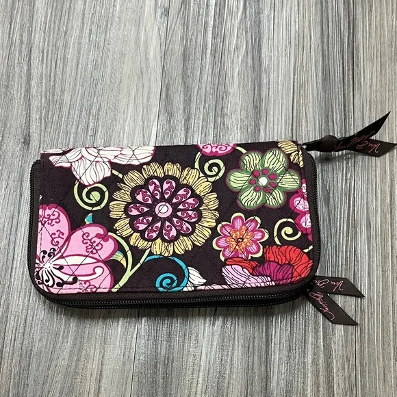 Vera Bradley zip-around wallet, retired Mod Floral Pink pattern—cigarette smell - Picture 3 of 6